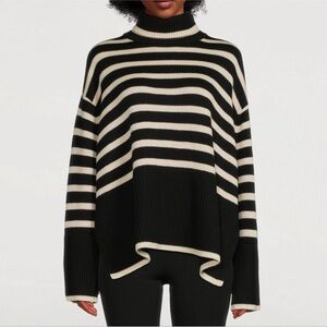 TOTEME
Signature Turtleneck Sweater size XS